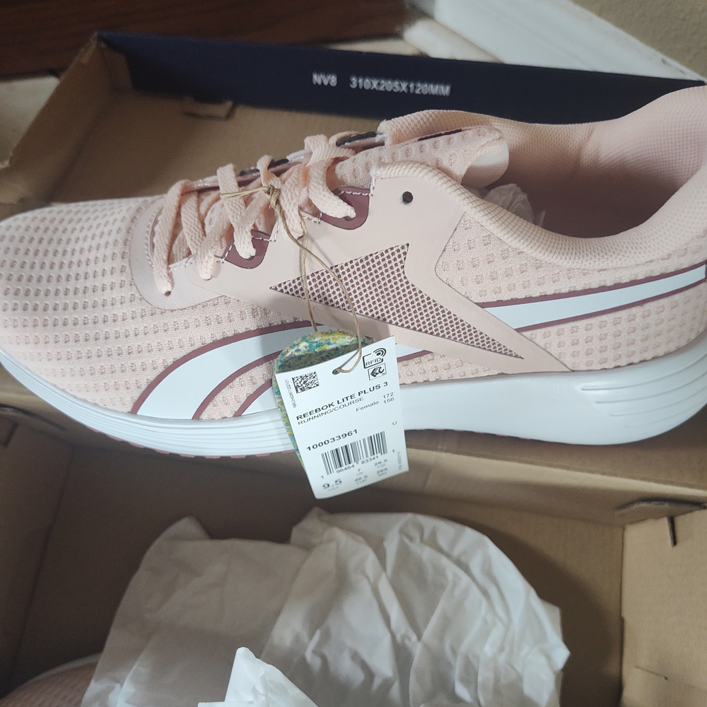 Reebok Women's Pink Sneakers